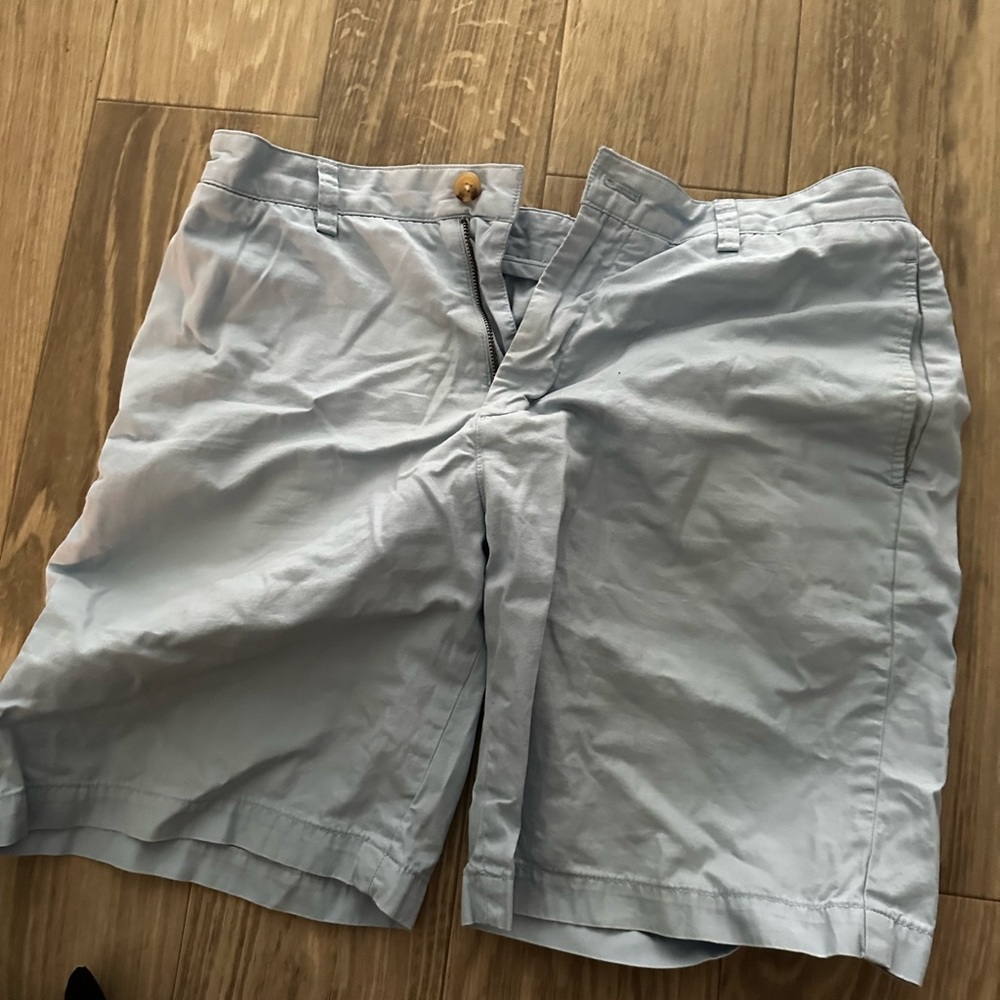 Vineyard vines shorts